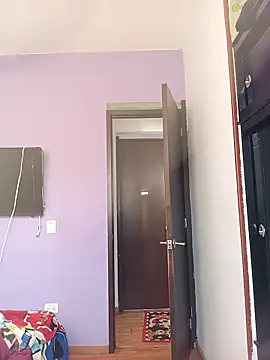 Laura martin  online show from December 2025 12:09:01 PM