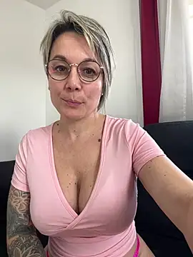 marinella07 online show from January 2026 11:48:01 AM