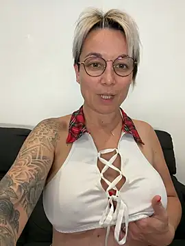 marinella07 online show from June 2026 10:29:01 AM