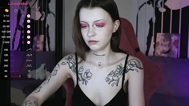 prettybones online show from January 2025 11:31:02 AM