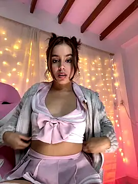 Juanelopez1 online show from October 2025 03:50:02 AM