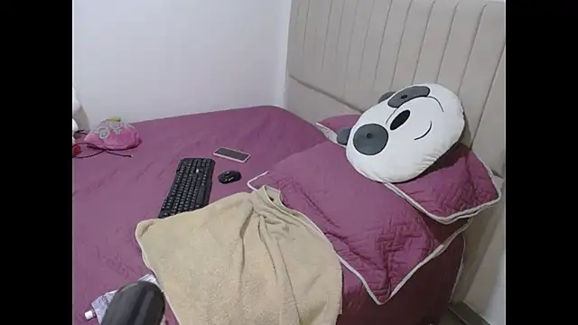 Snapshot of Stepmom_slut_50 chatting on September 2025 09:25:02 PM Stepmom slut 50 online show from September 2025 09:25:02 PM