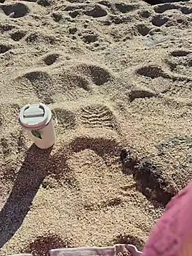 Snapshot of SexyErola27 chatting on November 2025 09:43:02 AM SexyErola27 online show from November 2025 09:43:02 AM