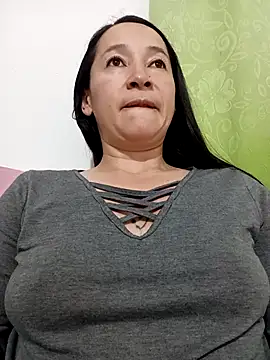 emilypoppy3 online show from February 2026 08:57:02 PM