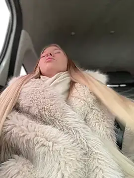 Snapshot of NewLale chatting on February 2025 03:56:01 AM NewLale online show from February 2025 03:56:01 AM