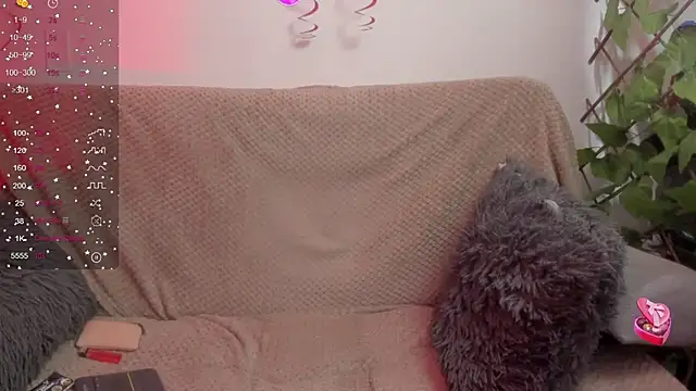 Snapshot of Murieel_69 chatting on February 2025 07:19:02 PM Murieel 69 online show from February 2025 07:19:02 PM