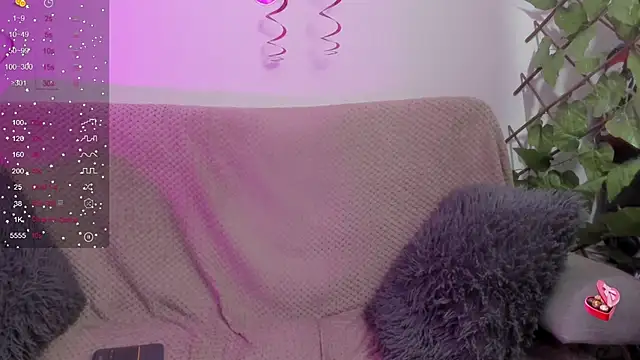 Snapshot of Murieel_69 chatting on March 2025 07:48:02 PM Murieel 69 online show from March 2025 07:48:02 PM