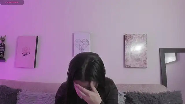 Snapshot of Murieel_69 chatting on October 2025 06:51:02 PM Murieel 69 online show from October 2025 06:51:02 PM