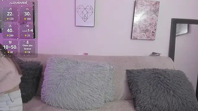 Snapshot of Murieel_69 chatting on October 2025 07:23:01 PM Murieel 69 online show from October 2025 07:23:01 PM