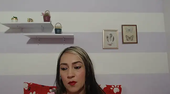 kimberlyvega online show from February 2025 06:41:01 PM