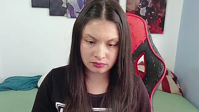 jessica gomez online show from November 2025 07:34:02 PM