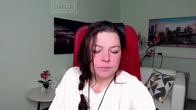 Lily flower7 online show from December 2025 05:05:01 AM