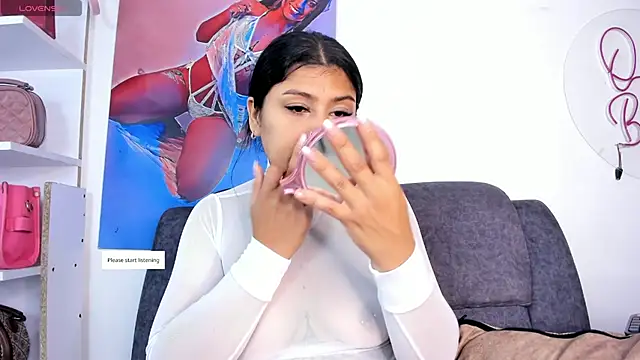 CandyRoxx1  online show from November 2025 05:55:02 PM