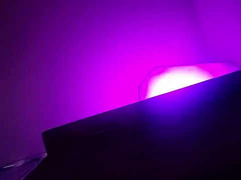 Snapshot of samone9 chatting on December 2025 06:38:02 PM samone9 online show from December 2025 06:38:02 PM