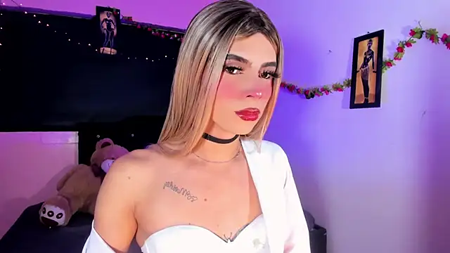 Snapshot of rosedewitt chatting on February 2025 10:58:02 AM rosedewitt online show from February 2025 10:58:02 AM