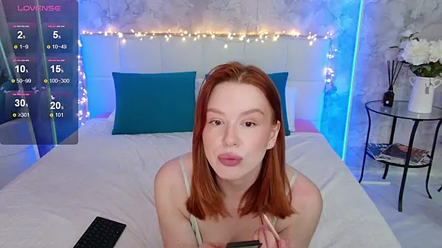 Snapshot of LucyHornyDoll chatting on December 2024 10:44:02 AM LucyHornyDoll online show from December 2024 10:44:02 AM