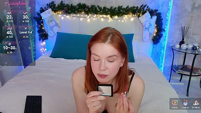 Snapshot of LucyHornyDoll chatting on December 2024 10:58:01 AM LucyHornyDoll online show from December 2024 10:58:01 AM