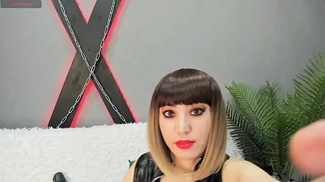 Snapshot of DaisyMun chatting on March 2025 08:59:01 AM DaisyMun online show from March 2025 08:59:01 AM