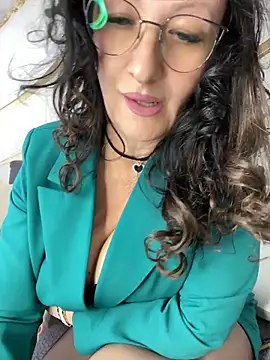 Katie-n online show from June 2026 07:22:02 AM
