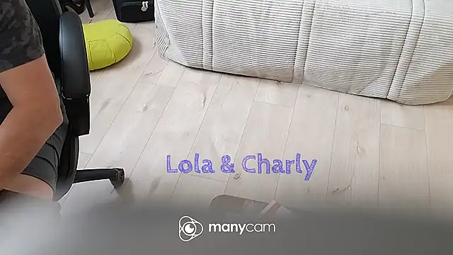 Snapshot of lolacharly@xh chatting on April 2026 11:15:02 AM lolacharlyxh online show from April 2026 11:15:02 AM