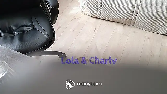 Snapshot of lolacharly@xh chatting on May 2026 09:03:02 AM lolacharlyxh online show from May 2026 09:03:02 AM