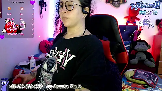 Snapshot of Bigsexycat chatting on February 2025 07:40:01 AM Bigsexycat online show from February 2025 07:40:01 AM