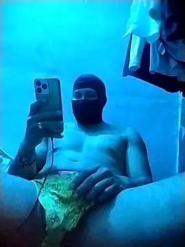 Snapshot of Woofer_dick chatting on November 2025 07:36:02 AM Woofer dick online show from November 2025 07:36:02 AM