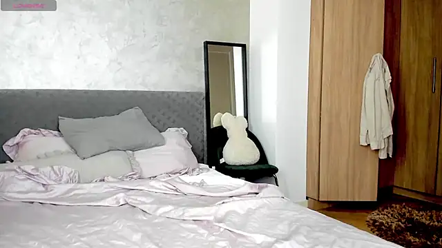 Snapshot of BlowMyXXL chatting on September 2025 07:55:02 AM BlowMyXXL online show from September 2025 07:55:02 AM