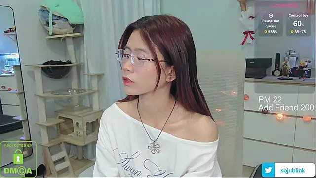 Snapshot of littlemiilk chatting on February 2026 08:14:01 AM littlemiilk online show from February 2026 08:14:01 AM