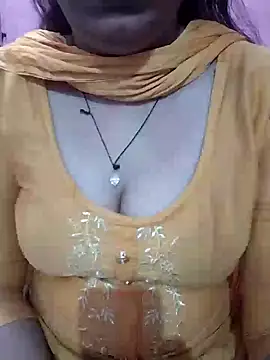 Snapshot of Cute_nidhi chatting on December 2024 05:07:02 AM Cute nidhi online show from December 2024 05:07:02 AM