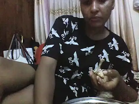 Snapshot of sweety_babra chatting on February 2025 07:58:02 PM sweety babra online show from February 2025 07:58:02 PM