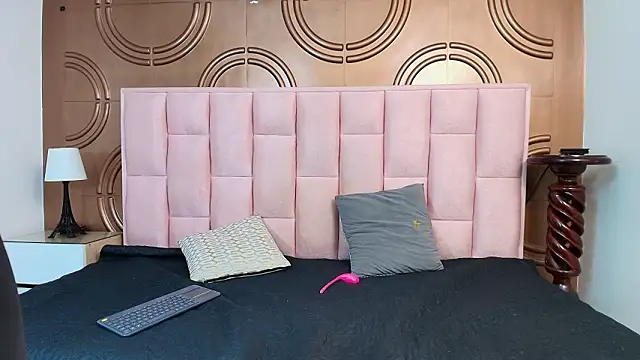 emmily keller19 online show from March 2026 01:29:02 PM