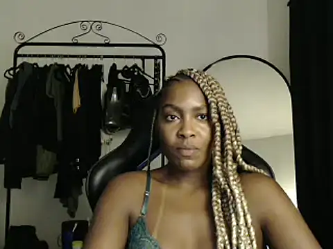 marisilva br online show from March 2025 10:53:02 PM