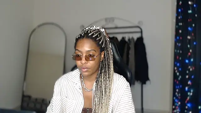 marisilva br online show from September 2025 11:26:01 PM