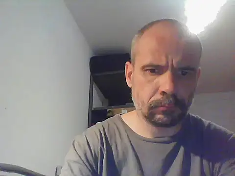 Franc113 online show from December 2025 04:24:01 PM