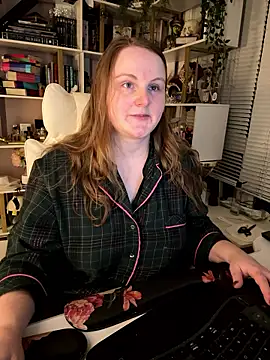 GingerSnap33 online show from January 2026 01:32:01 AM