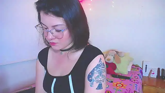 juli05star20 online show from January 2025 12:44:02 AM