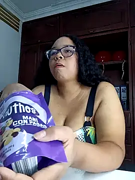 XMara online show from February 2025 07:53:01 PM