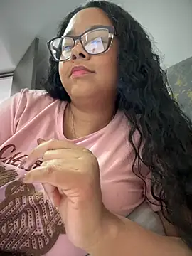 XMara online show from November 2025 05:33:02 PM