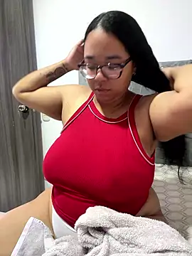 XMara online show from January 2026 05:06:01 PM