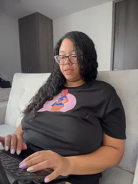 XMara online show from March 2026 04:18:01 PM