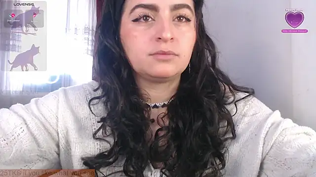 Snapshot of Marci_owo chatting on November 2025 03:45:01 PM Marci owo online show from November 2025 03:45:01 PM