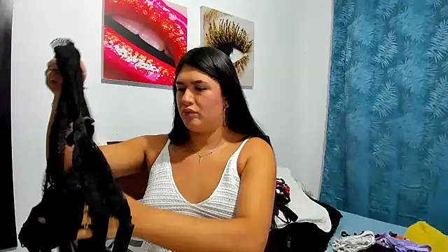 Snapshot of aleziiacam chatting on October 2025 03:31:01 AM aleziiacam online show from October 2025 03:31:01 AM