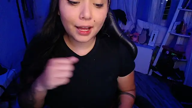 Snapshot of heetsah chatting on September 2025 11:15:02 PM heetsah online show from September 2025 11:15:02 PM