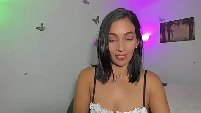 Snapshot of Mila-yang chatting on October 2025 02:21:02 AM Mila-yang online show from October 2025 02:21:02 AM