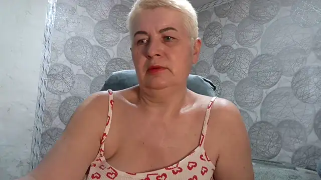 NicoleOlla online show from February 2026 11:15:01 AM