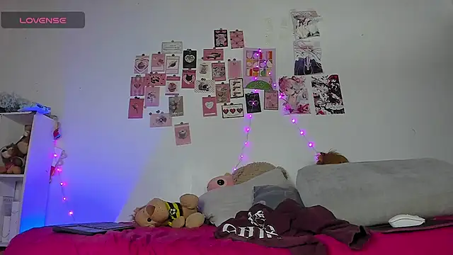 Snapshot of Pucaa_ chatting on February 2026 01:15:02 AM Pucaa online show from February 2026 01:15:02 AM
