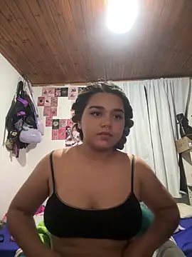 Snapshot of Pucaa_ chatting on June 2026 03:30:02 AM Pucaa online show from June 2026 03:30:02 AM