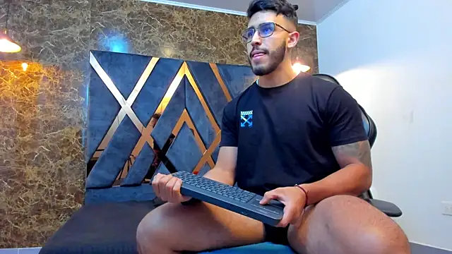 Snapshot of Liam_Kleiin chatting on September 2025 11:24:02 AM Liam Kleiin online show from September 2025 11:24:02 AM