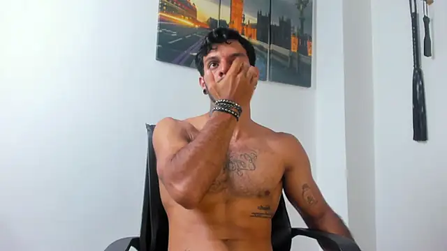 JuanBlade online show from December 2025 03:11:02 AM